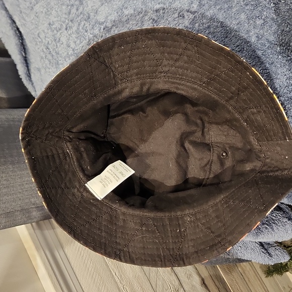 NWT Camo Kids Hat One size 7" inside diameter - Picture 5 of 7